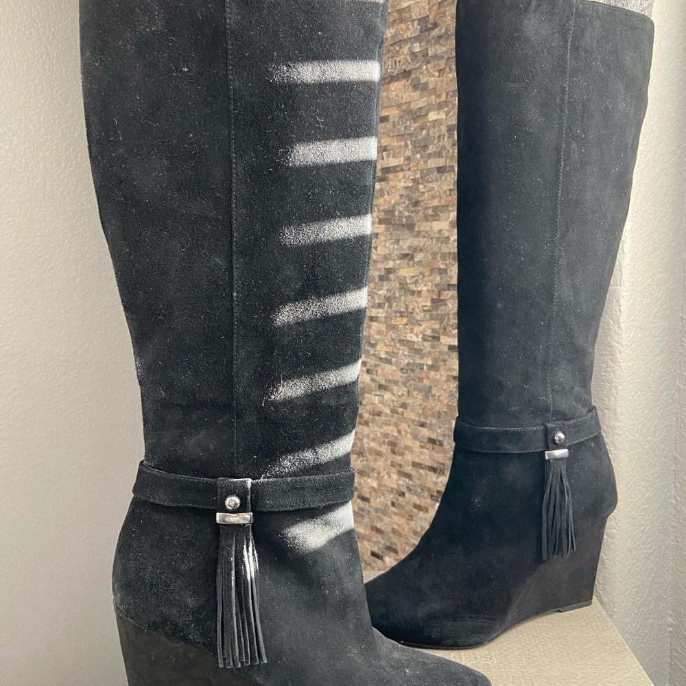 Black Heeled Nine West Boots - Picture 4 of 8